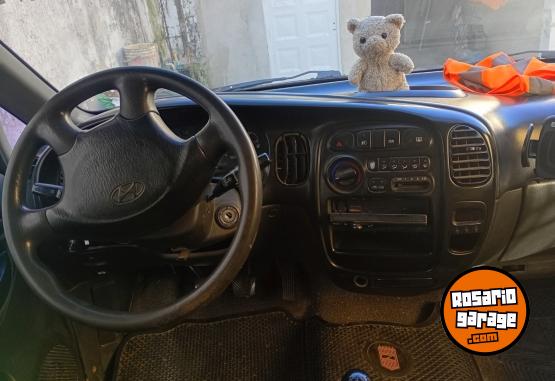 Utilitarios - Hyundai DIESEL 2,5 TURBO 2001 Diesel 280000Km - En Venta