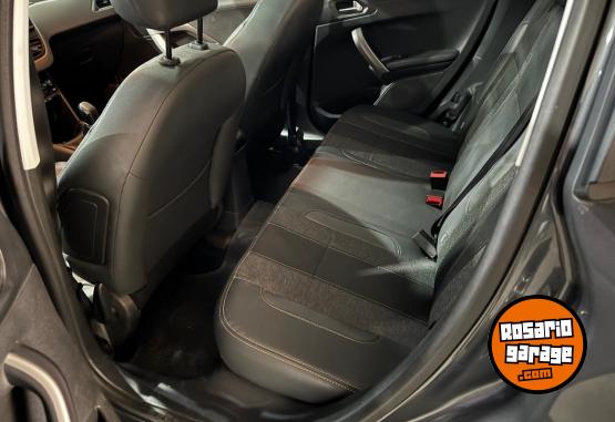 Autos - Peugeot 208 2020 Nafta 39000Km - En Venta