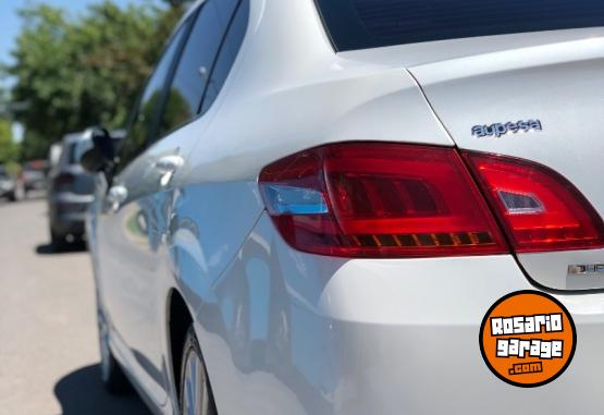 Autos - Peugeot 408 THP Allure plus 2017 Nafta 170000Km - En Venta