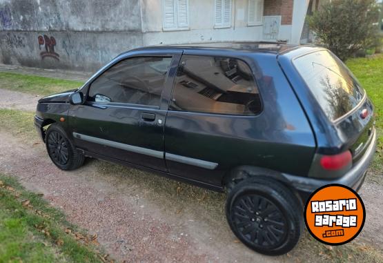 Autos - Renault Clio 3p 1996 Nafta 280000Km - En Venta