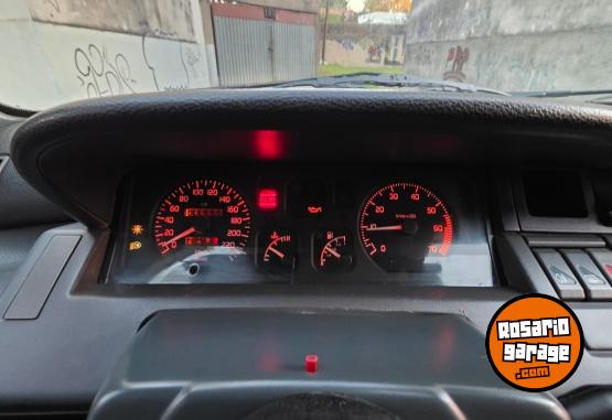 Autos - Renault Clio 3p 1996 Nafta 280000Km - En Venta