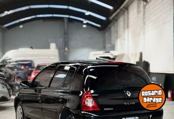 Autos - Renault Clio 2 Campus Pack 2012 Nafta 129000Km - En Venta