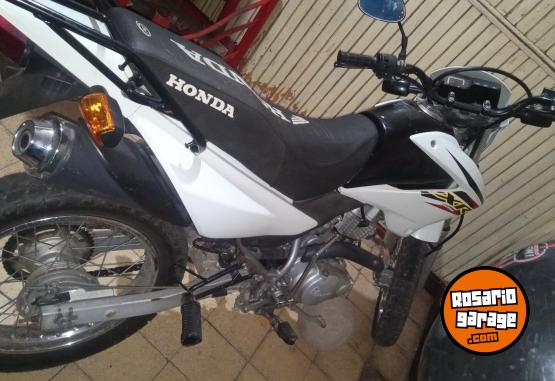 Motos - Honda Xr 2014 Nafta 28000Km - En Venta