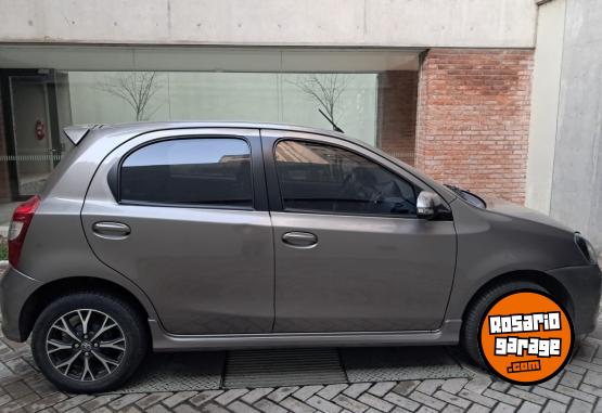 Autos - Toyota ethios 2019 Nafta 62000Km - En Venta