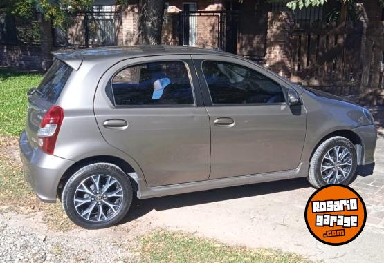 Autos - Toyota ethios 2019 Nafta 62000Km - En Venta