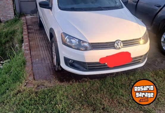 Camionetas - Volkswagen Saveiro 2016 Nafta 140000Km - En Venta