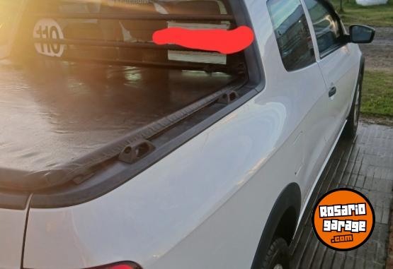 Camionetas - Volkswagen Saveiro 2016 Nafta 140000Km - En Venta