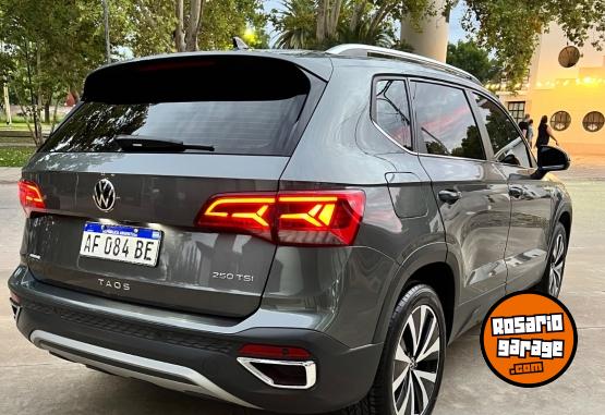 Autos - Volkswagen Taos 2021 Nafta 74000Km - En Venta