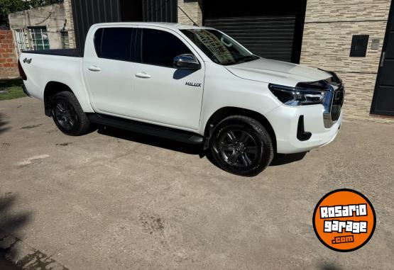 Camionetas - Toyota Hilux 2025 Diesel 7200Km - En Venta
