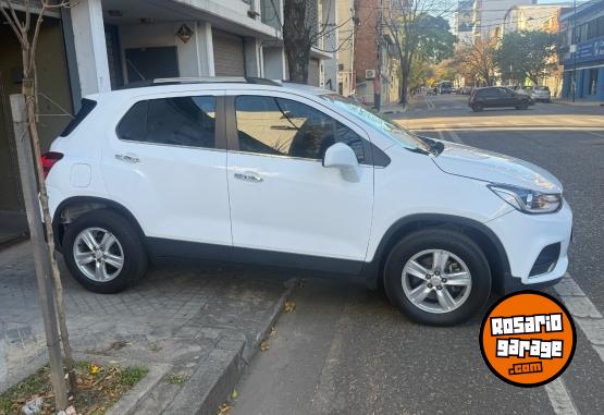 Camionetas - Chevrolet Tracker ltz 2017 GNC 180000Km - En Venta