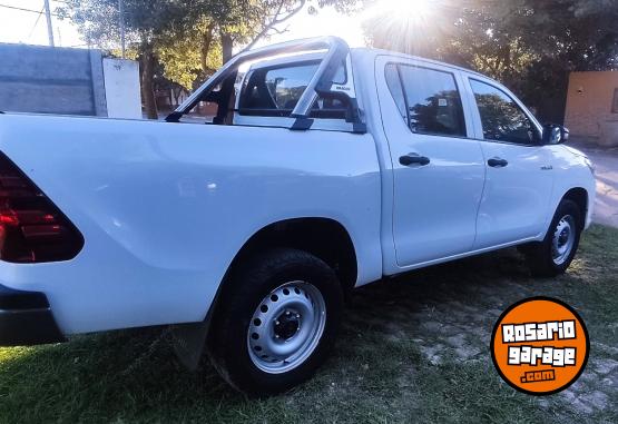 Camionetas - Toyota HILUX 2020 Diesel 130000Km - En Venta