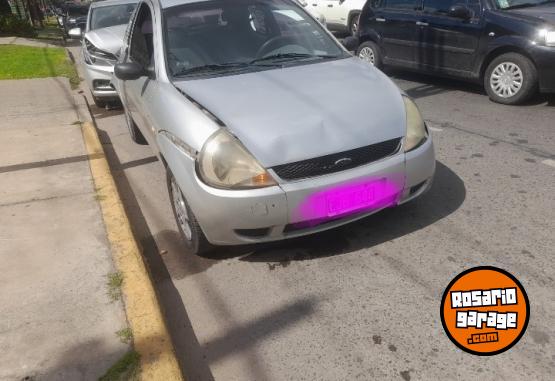 Autos - Ford Plus tattoo 2004 Nafta 206000Km - En Venta