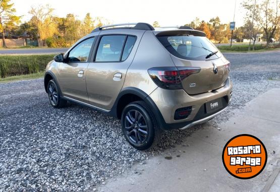 Autos - Renault Sandero 2023 Nafta 33000Km - En Venta