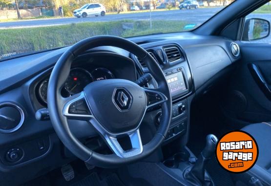 Autos - Renault Sandero 2023 Nafta 33000Km - En Venta