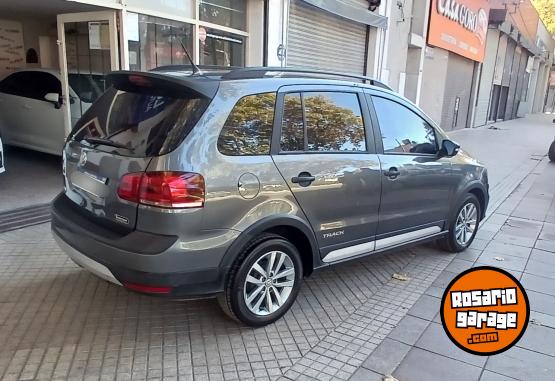 Autos - Volkswagen Suran 2019 Nafta 130000Km - En Venta
