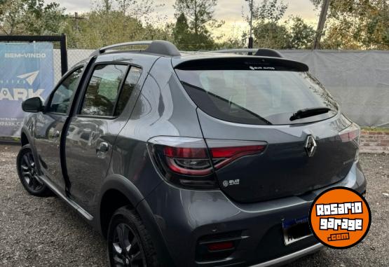 Autos - Renault Sandero intense 2023 Nafta 43000Km - En Venta