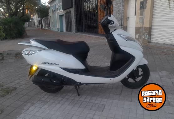 Motos - Honda Elite 125 2016 Nafta 18000Km - En Venta