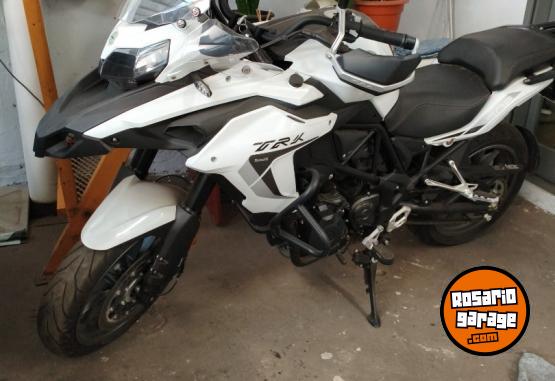 Motos - Benelli TRK 502 2023 Nafta 5000Km - En Venta