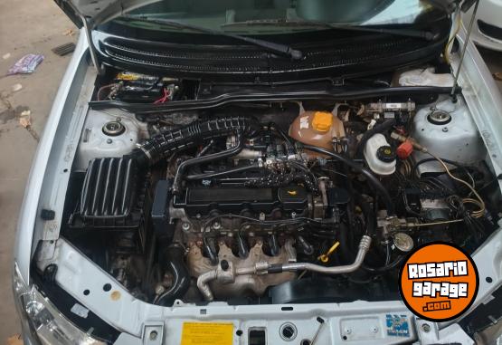 Autos - Chevrolet Corsa classic 2015 GNC 171000Km - En Venta