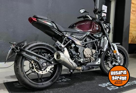 Motos - Voge 300 AC 2023 Nafta 4144Km - En Venta