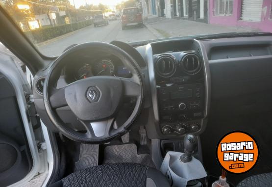 Camionetas - Renault OROCH DYNAMIQUE 2018 Nafta 180000Km - En Venta