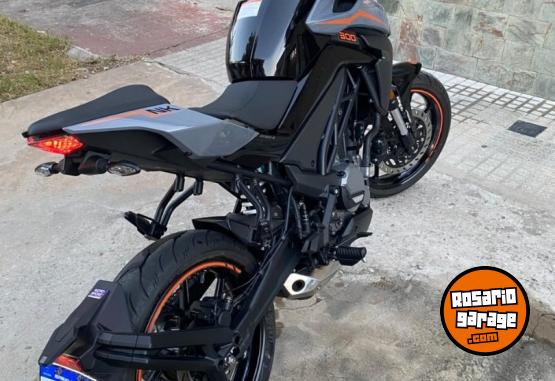 Motos - CF NK300 2024 Nafta 2700Km - En Venta