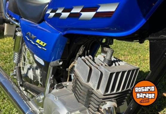 Motos - Suzuki AX100 2024 Nafta 3050Km - En Venta