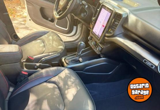 Camionetas - Fiat Toro Ultra 4x4 2022 Diesel 106000Km - En Venta