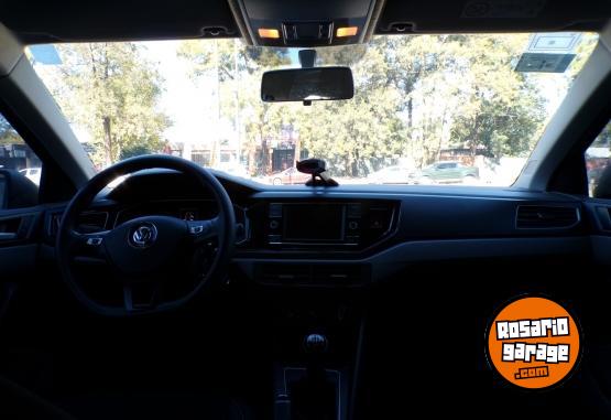 Autos - Volkswagen polo comfortline 2018 Nafta 80000Km - En Venta