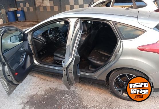 Autos - Ford focus titanium 2014 Nafta 153000Km - En Venta