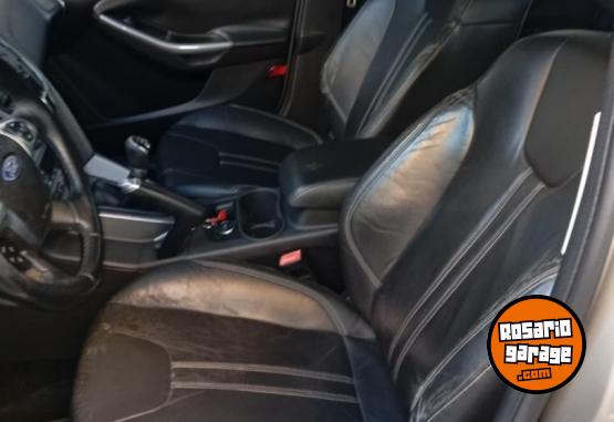Autos - Ford focus titanium 2014 Nafta 153000Km - En Venta