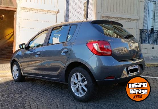 Autos - Renault Sandero 2017 Nafta 101000Km - En Venta