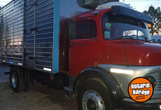Camiones y Gr�as - MERCEDES BENZ '86 - En Venta