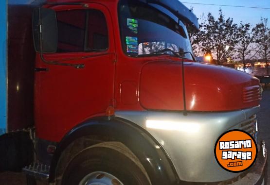 Camiones y Gr�as - MERCEDES BENZ '86 - En Venta