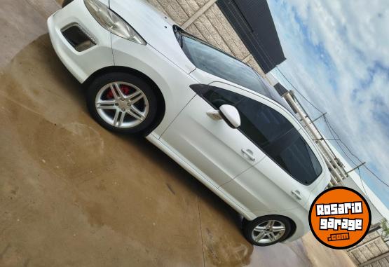 Autos - Peugeot Modelo 2012 feline 2012 Nafta 175000Km - En Venta