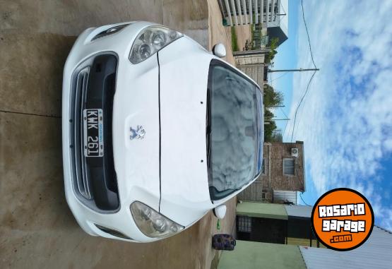 Autos - Peugeot Modelo 2012 feline 2012 Nafta 175000Km - En Venta