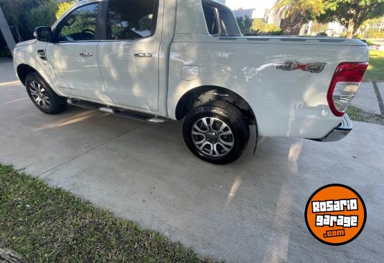 Camionetas - Ford Ranger Limited 2023 Diesel 29000Km - En Venta
