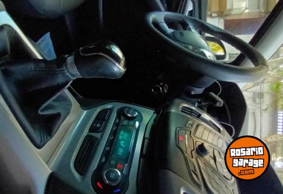 Autos - Ford FOCUS SE 2014 Nafta 85000Km - En Venta