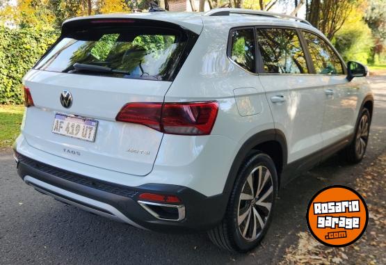 Autos - Volkswagen Taos Highline 2022 Nafta 40000Km - En Venta