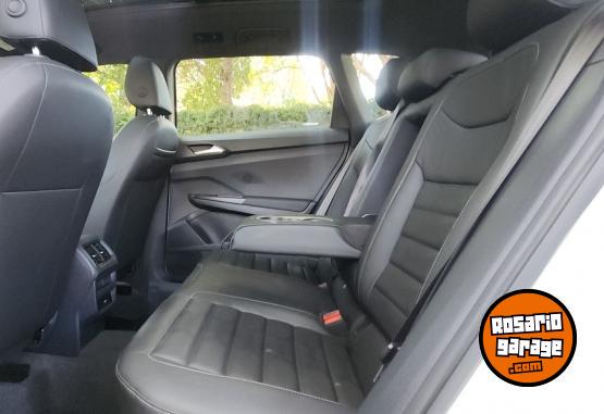 Autos - Volkswagen Taos Highline 2022 Nafta 40000Km - En Venta