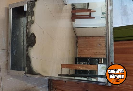 Hogar - BOTIQUIN DE CHAPA USADO - En Venta