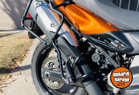 Motos - Suzuki V-Strom 650 2012 Nafta 80000Km - En Venta