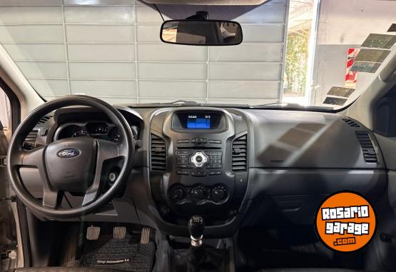 Camionetas - Ford Ranger XL 2.2 2014 Diesel 170000Km - En Venta