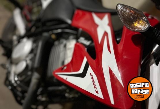 Motos - Honda Tornado XR 250 2023 Nafta 13000Km - En Venta