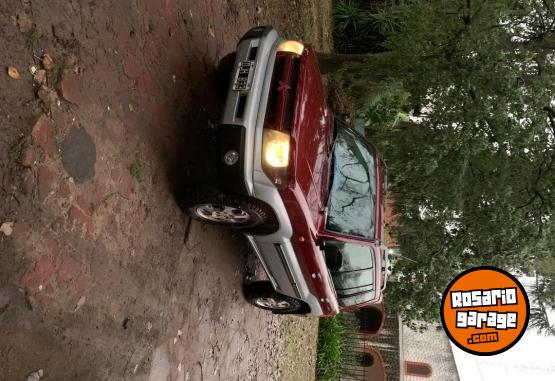 Camionetas - Mitsubishi Montero io 2000 Nafta 360000Km - En Venta