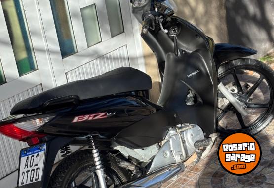 Motos - Honda Biz 125 full 2017 Nafta 21600Km - En Venta