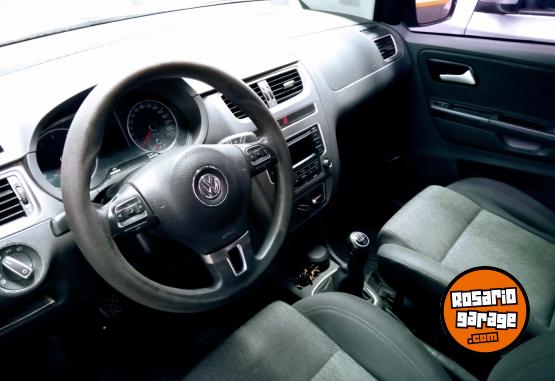 Autos - Volkswagen Suran Trendline 2014 Nafta 140000Km - En Venta