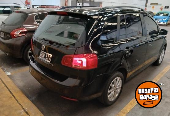 Autos - Volkswagen Suran Trendline 2014 Nafta 140000Km - En Venta