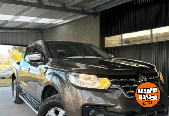 Autos - Renault ALASKAN INTENS 2022 Diesel 80000Km - En Venta