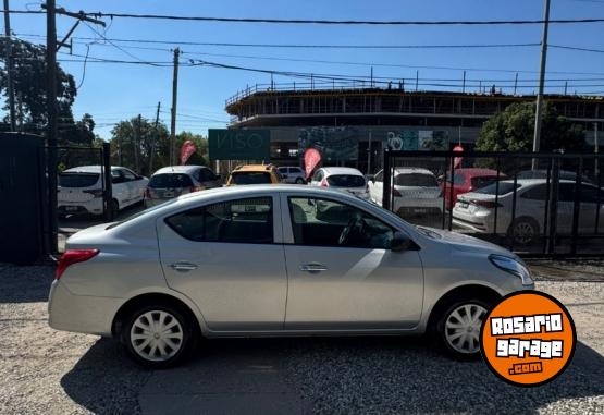 Autos - Nissan VERSA 1.6 V DRIVE 4P 2021 Nafta  - En Venta